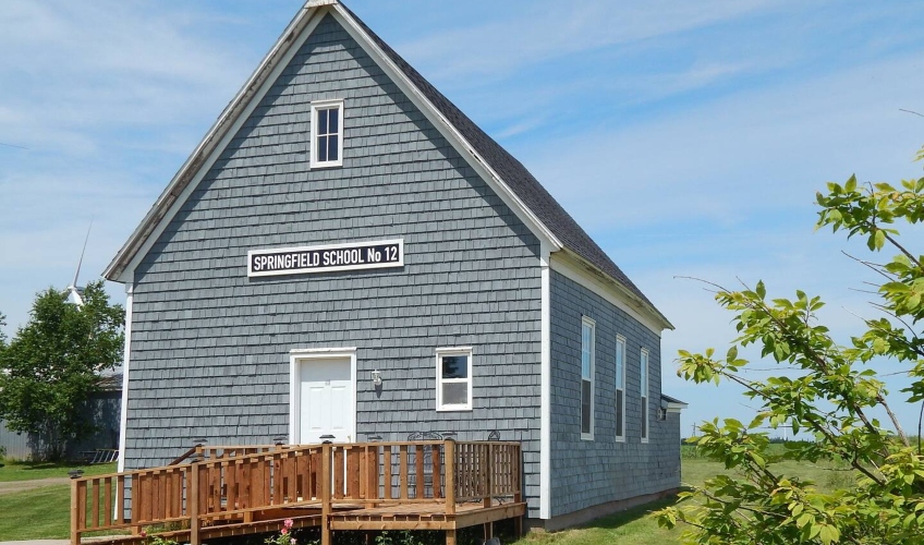 Old Schooling Summer Cottage