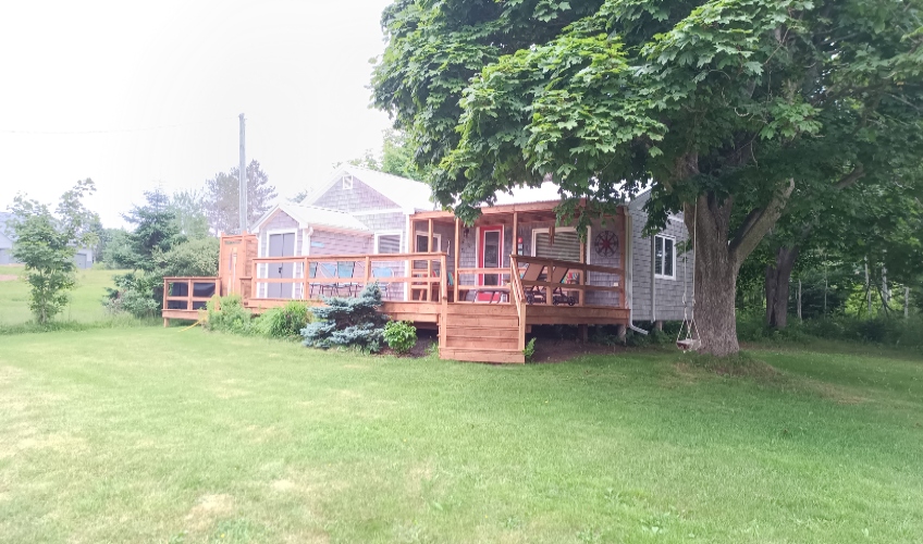 The Cottage at Back Beach