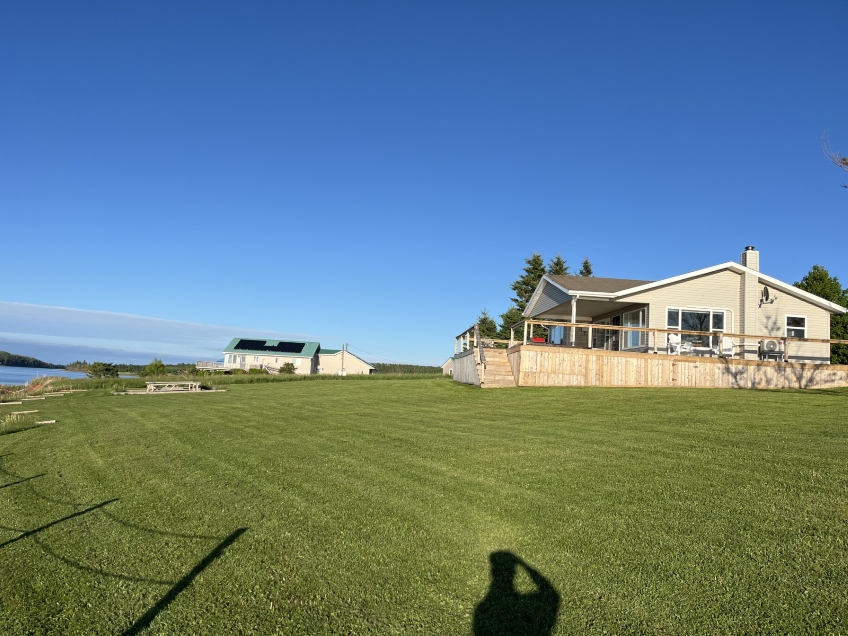 Clinton Waterfront Cottage