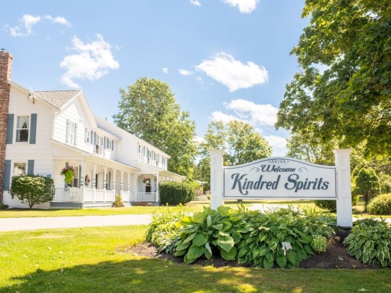 Kindred Spirits Inn & Cottages