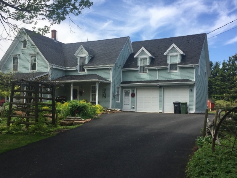 Hedgerow House PEI