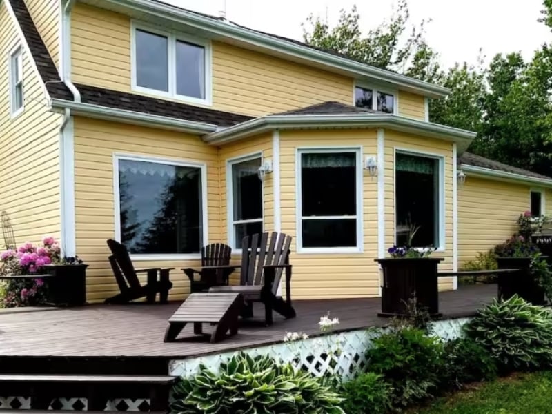 The Fraser House Waterfront Vacation Rental