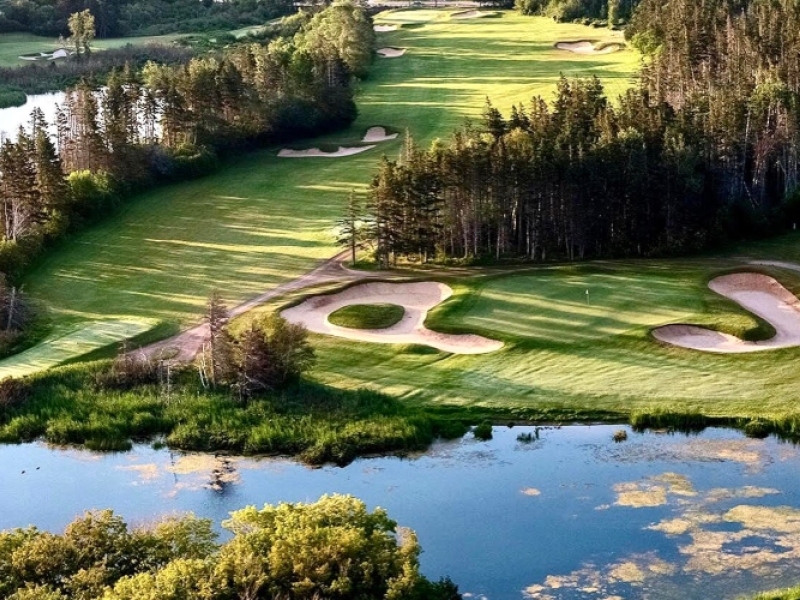 Unlimited Cavendish Beach Golf