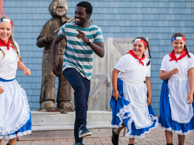Acadian Festival, Abram Village, dance, group of people