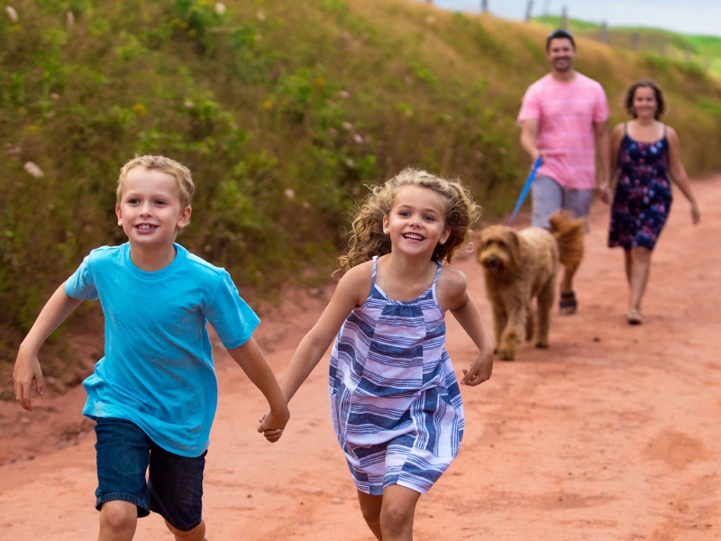 Kids running, family, Cousins Shore