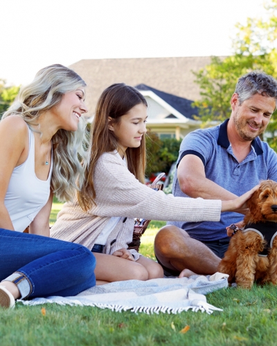 Victoria Park, family sitting