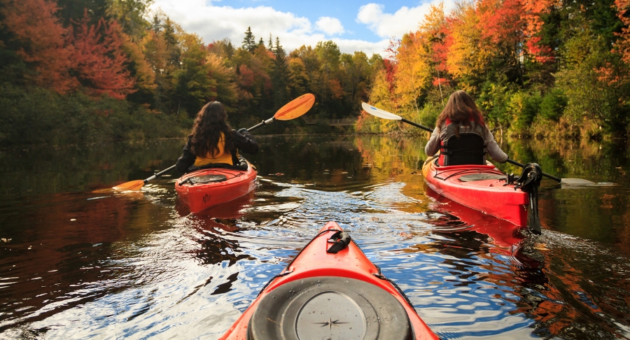 Fall Kayak, river